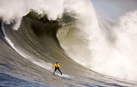 爱游戏-2025约翰塞纳回归那场比赛视频